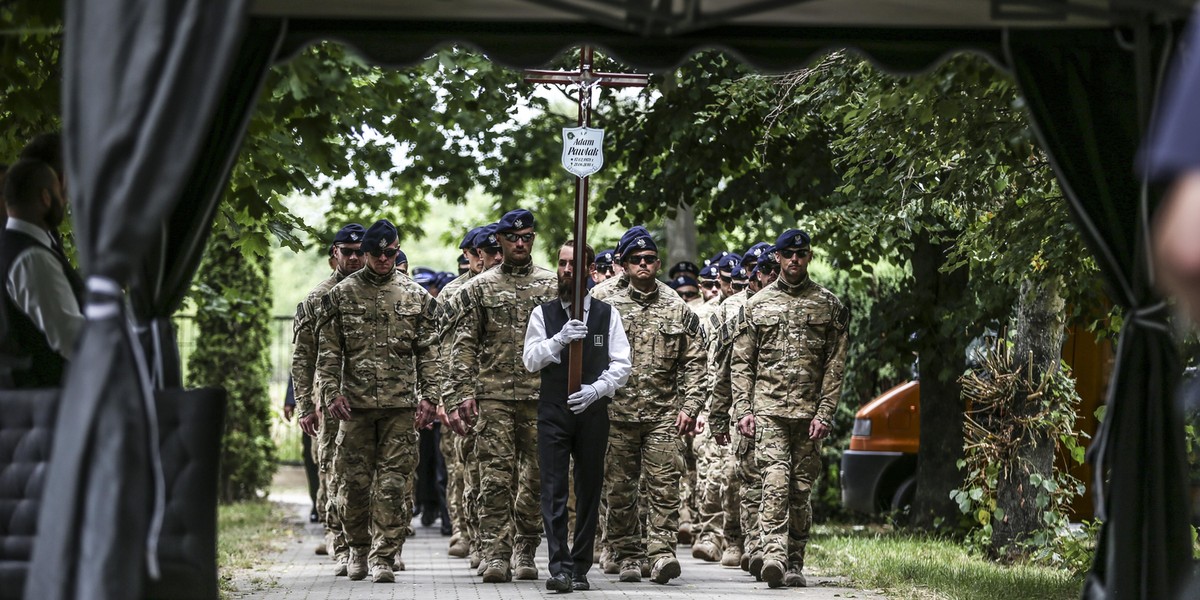 Pogrzeb asp. szt. Adama Pawlaka na cmentarzu w Gorzowie