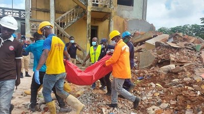 2 siblings recovered dead from Ikorodu building collapse. [LIB]