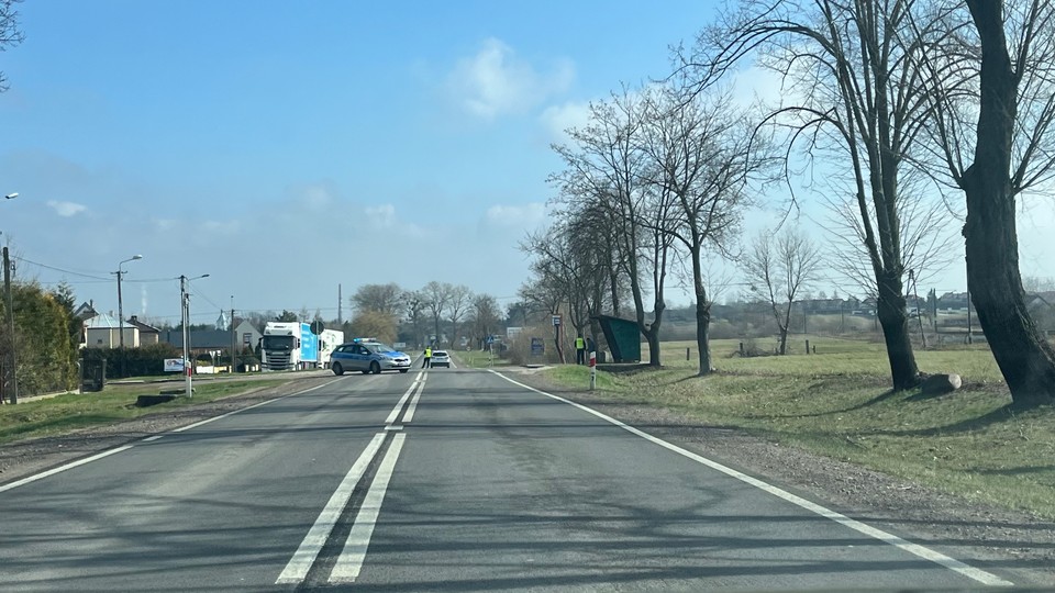 Protesty rolników pod Białymstokiem i policja kierująca na objazdy, Fasty DK 65