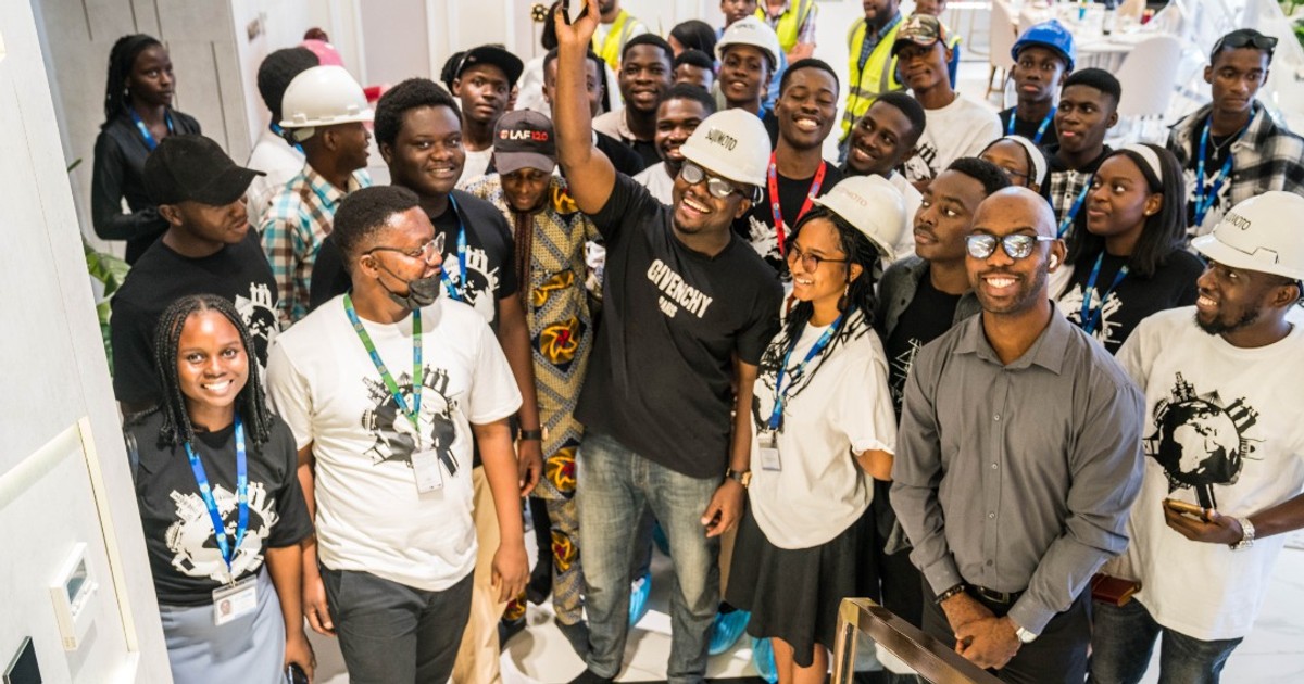 EXCURSION: Students from Caleb University, Lagos visit the home to luxury living! - Vimarsana News