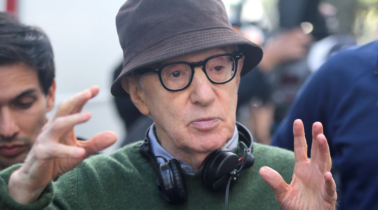 Woody Allen cigarettával látta el az orosz katonákat / Fotó: Northfoto