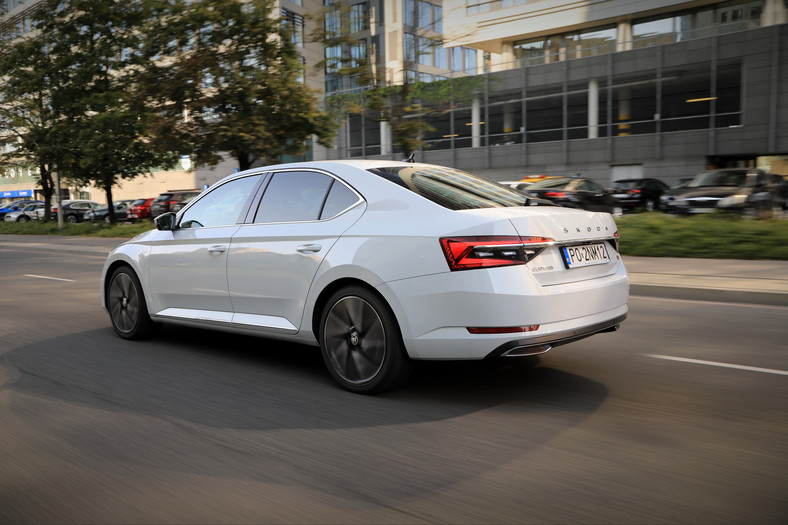 Skoda Superb Hybrid