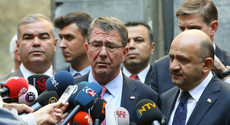 US Secretary of Defence Ashton Carter (C) said the idea of simultaneous operations against Mosul and Raqa has been part of our planning for quite a while