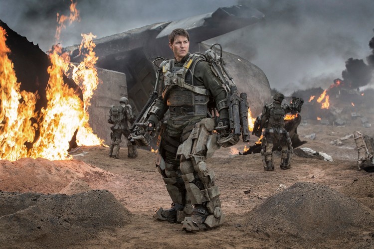 Tom Cruise jako Bill Cage