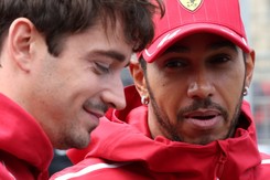 Hamilton przeprosi Leclerca. Nie przepuścił go na finiszu wyścigu Formuły 1 w Baku