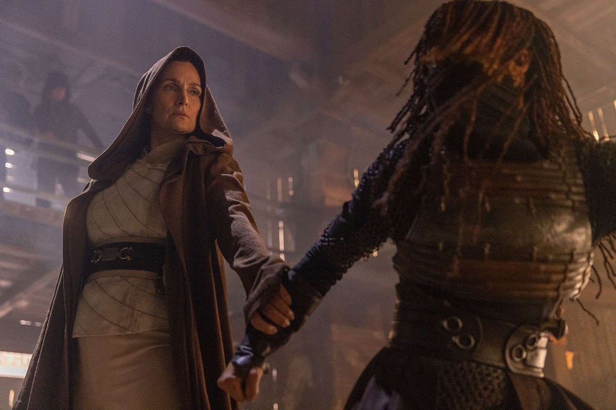 Carrie-Anne Moss i Amandla Stenberg w serialu "Akolita"