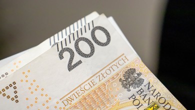 ZUS wypłaci 689 zł od marca. Kto dostanie specjalny dodatek?