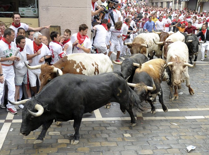 Byki na zakręcie, napięcie rośnie