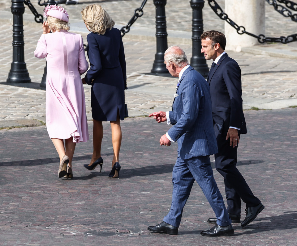 Królowa Kamila, Brigitte Macron, król Karol III, Emmanuel Macron