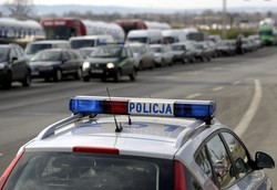 Polacy wracają z majówki. Na drogach nerwy, tłok i korki