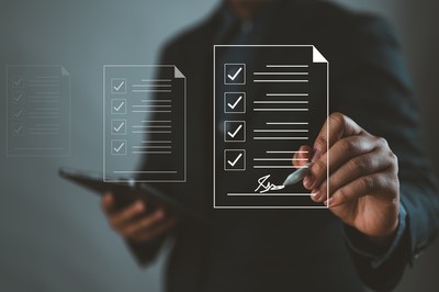 Kiedy i jak zawrzeć ugodę pozasądową? Wzór z omówieniem