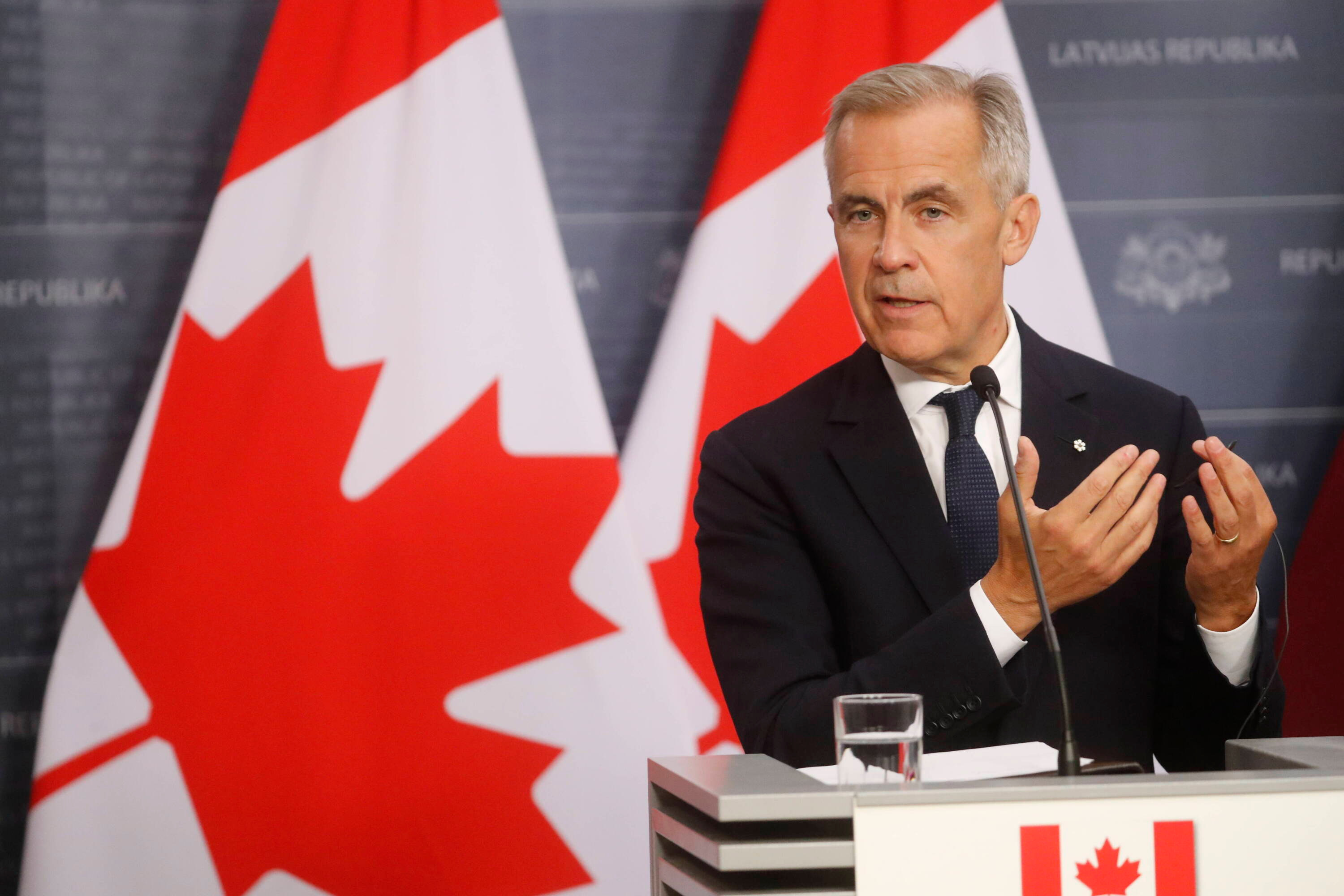 «Zbyt wiele jajek w koszyku USA»: Kanada zacieśnia więzi z Unią Europejską