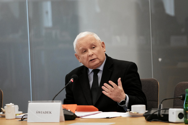 Zawiadomienie na Kaczyńskiego do prokuratury. PiS straci subwencję?