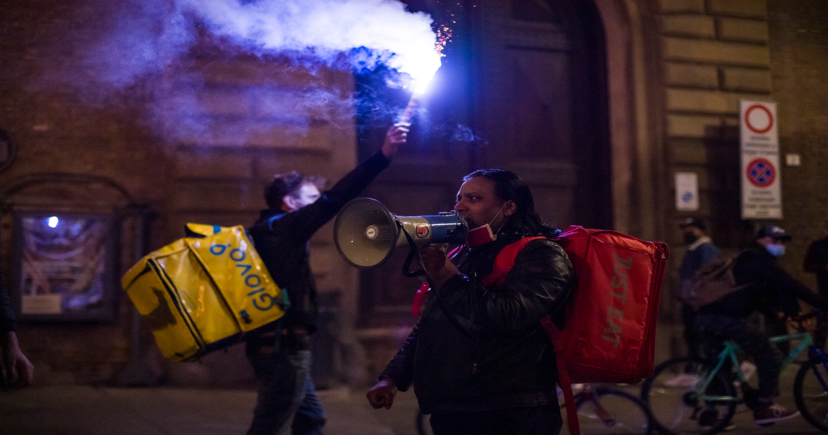 Bologna: oltre 40 riders denunciano furti e aggressioni