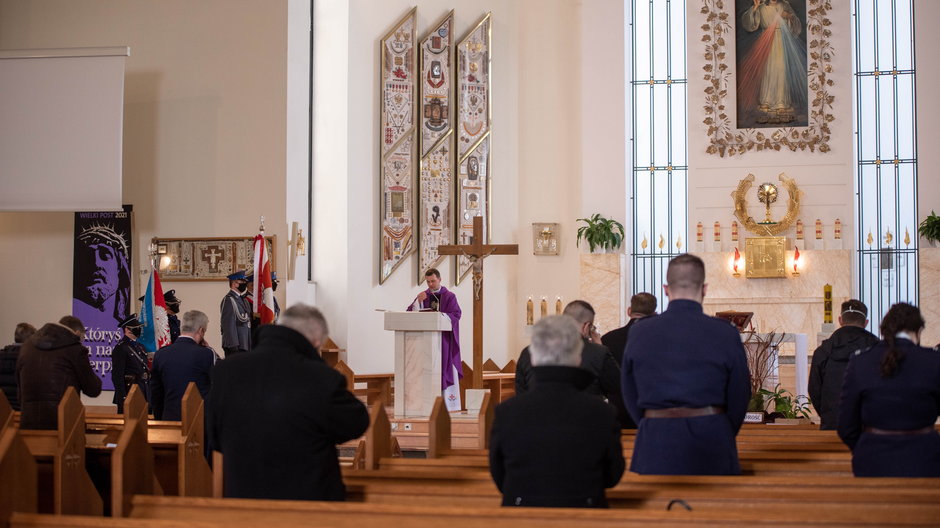 Obchody 81. rocznicy zbrodni katyńskiej w Łodzi