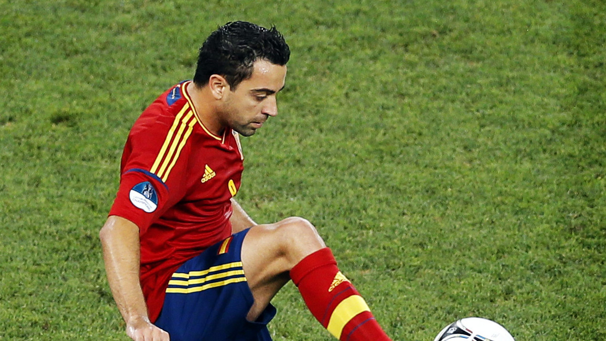Pomocnik reprezentacji Hiszpanii, Xavi Hernandez przestrzega swoich kolegów z zespołu przed lekceważeniem ich środowych rywali, Portugalczyków. - Portugalia to nie tylko Ronaldo. Uważajmy na wszystkich piłkarzy - stwierdził.