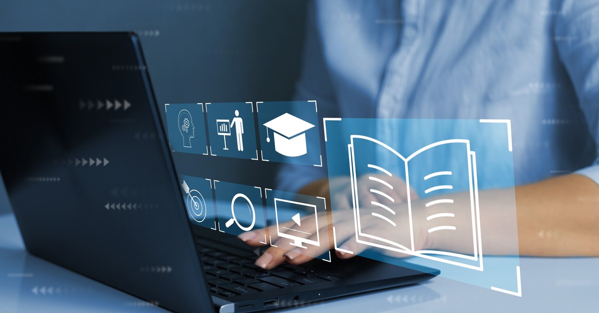 Reforma edukacji wchodzi w życie. Barbara Nowacka: chcemy szkoły nowoczesnej, praktycznej i bliskiej uczniom