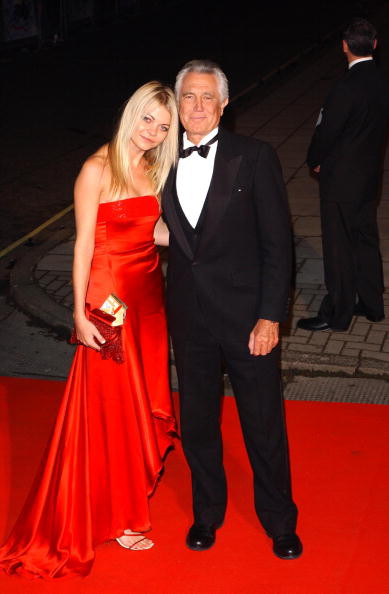 George Lazenby i Jemma Kidd / fot. Getty Images