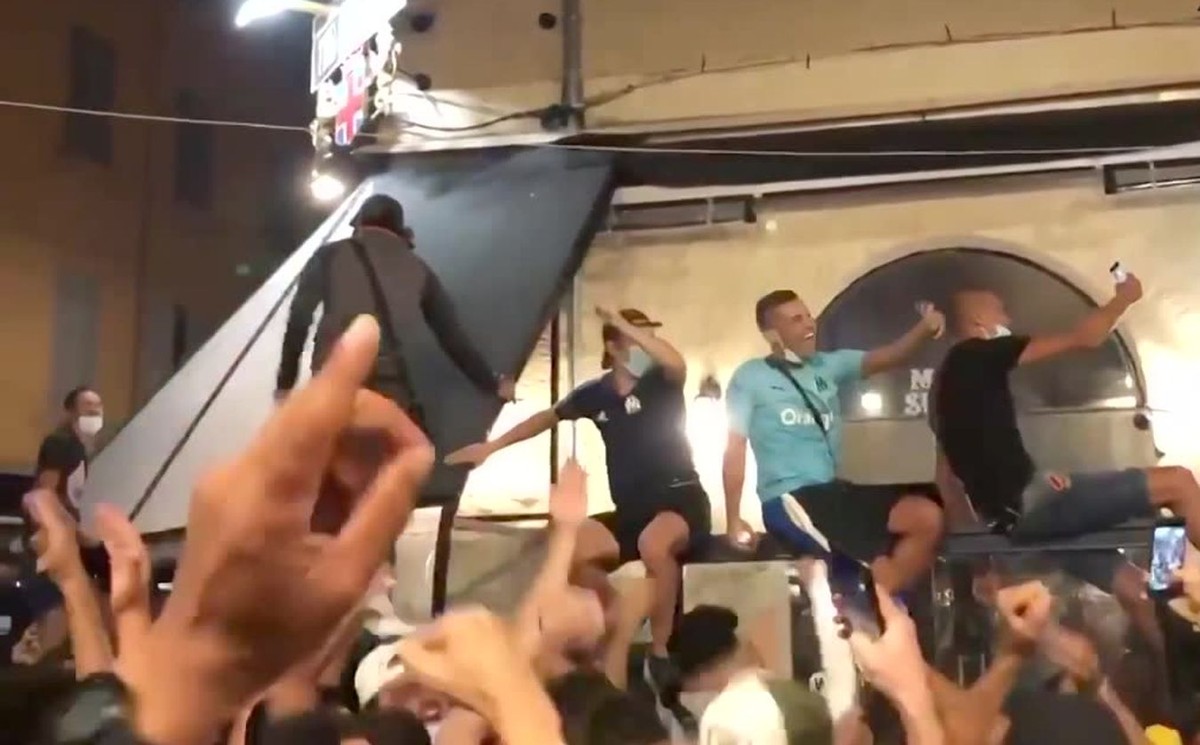 Radość w Marsylii po porażce PSG w finale Ligi Mistrzów