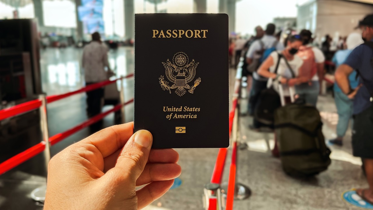 Tak upadł amerykański sen. Coraz więcej osób ucieka z USA. Rekordowa liczba. "Nie chcemy wracać"