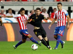 Skromna wygrana Barcelony, pokaźna Realu. Zobacz wideo