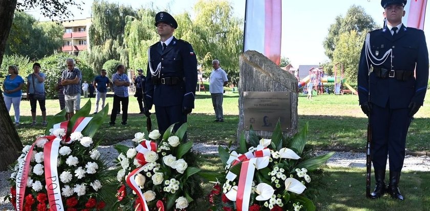 Zginął z rąk bandyty. Dziś odsłonięto w Raciborzu jego obelisk