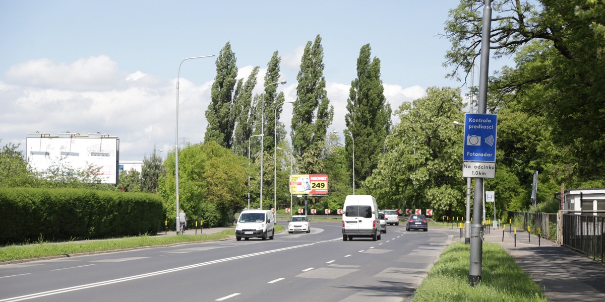 Straż miejska na ulicy Starogroblowej  we Wrocławiu