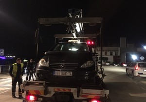 Privremeno oduzet automobil od "divljeg taksiste"