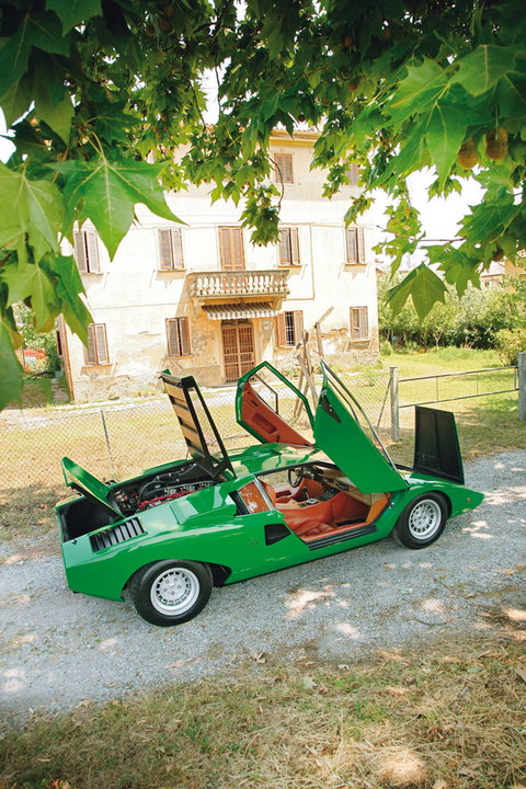 Pierwsze Lamborghini Countach - dzień z zielonym