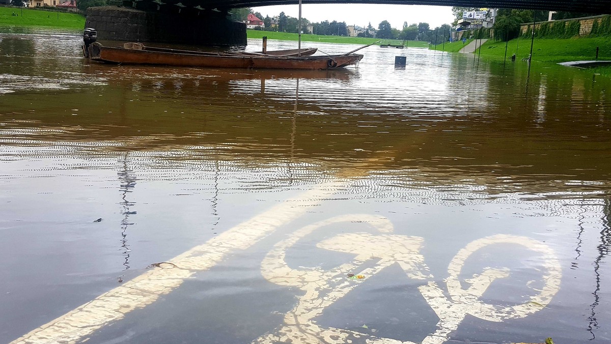 Kraków. Ulewne deszcze w Małopolsce. Strażacy interweniowali 277 razy