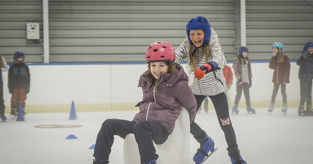 Ferie na lodzie we Wrocławiu. Muzyka, oprawa świetlna i dobra cena