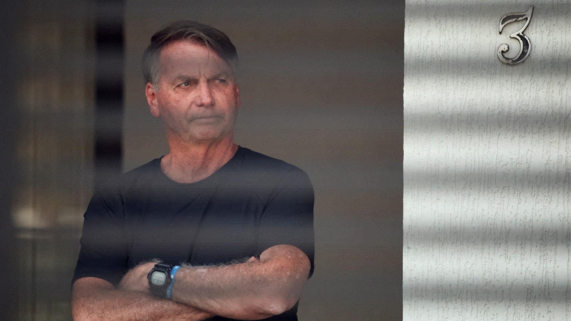 Bolsonaro, čakajúc na verdikt, v domácom väzení