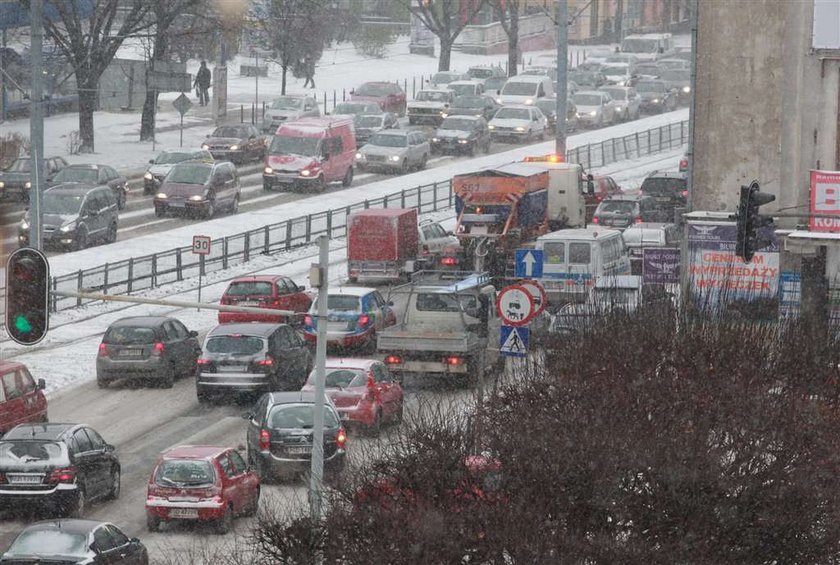 snieg, zima, paraliż