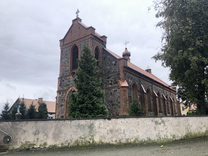 Ksiądz nie wpuścił trumny do kościoła