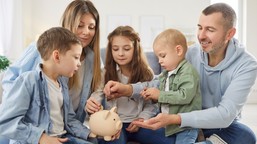 zmiany w wypłatach 800 plus w marcu 2026. zus przesuwa terminy