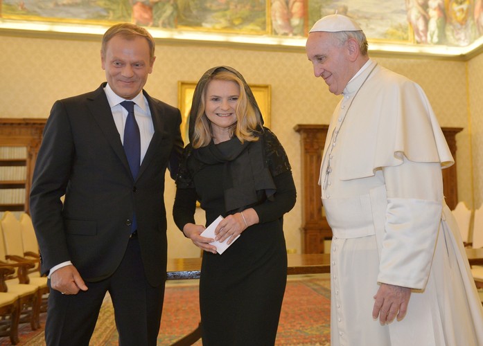 Premier Donald Tusk z żoną Małgorzatą podczas prywatnej audiencji u papieża Franciszka