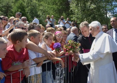 VATICAN-POPE-HOLIDAYS