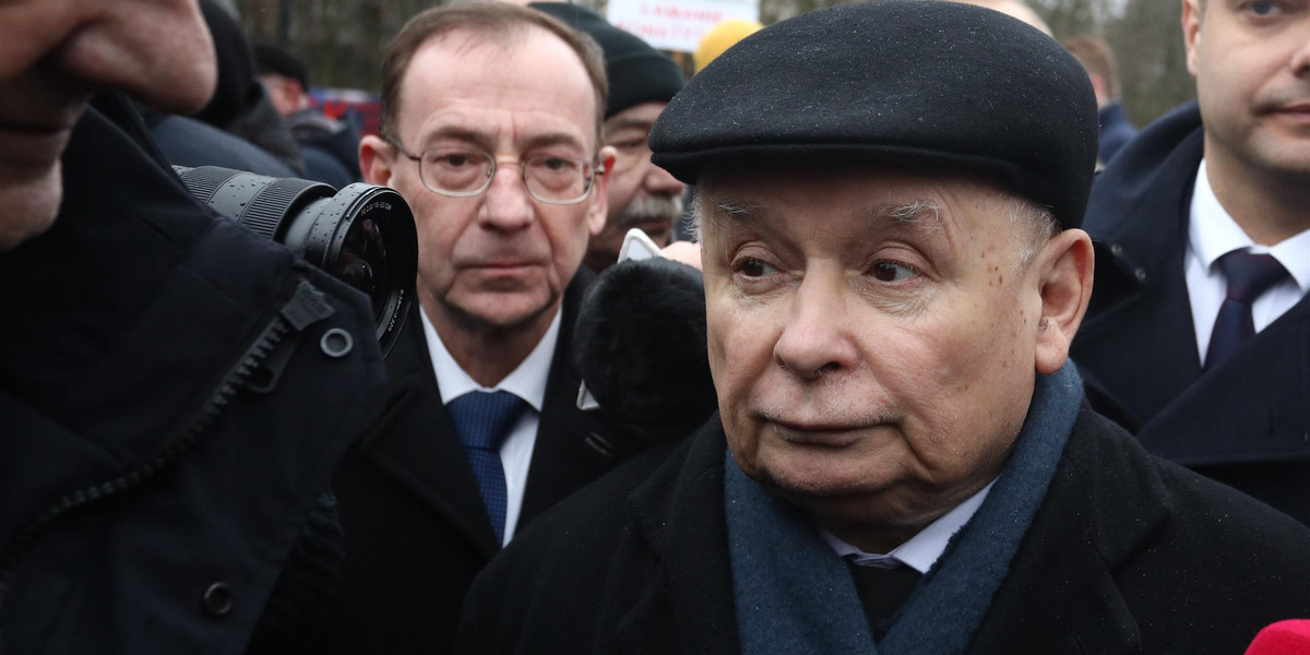 Jarosław Kaczyński pod Sejmem