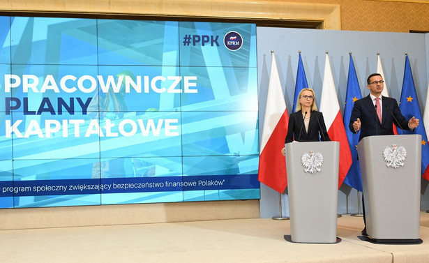 Premier Mateusz Morawiecki oraz minister finansów Teresa Czerwińska