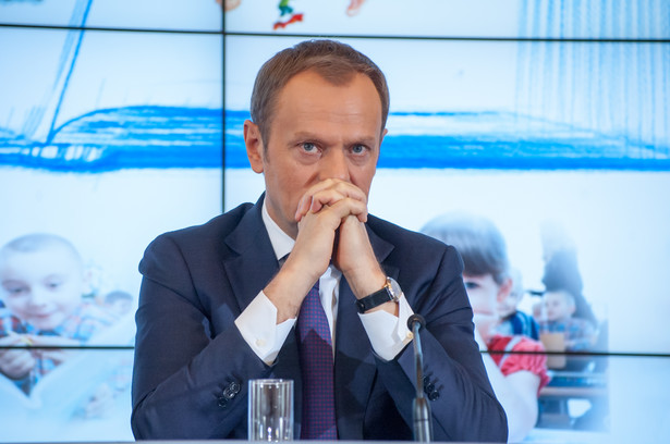 Tusk: Nie ulegnę histerii w sprawie Trynkiewicza