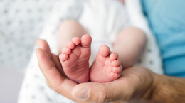 Badania przesiewowe noworodków – jak i w jakim celu się je przeprowadza?
