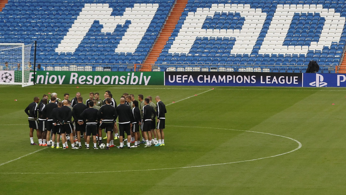 "Strach się bać" - taki wielki tytuł widnieje na pierwszej stronie "Przeglądu Sportowego" przed meczem Real Madryt - Legia Warszawa (godz. 20.45) w fazie grupowej piłkarskiej Ligi Mistrzów.