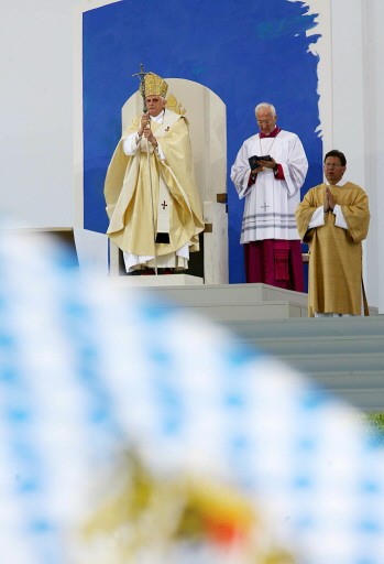 GERMANY-VATICAN-POPE-REGENSBURG