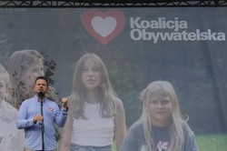 Marsz miliona serc. Trzaskowski: Idziemy w tym marszu po zupełnie nową Polskę