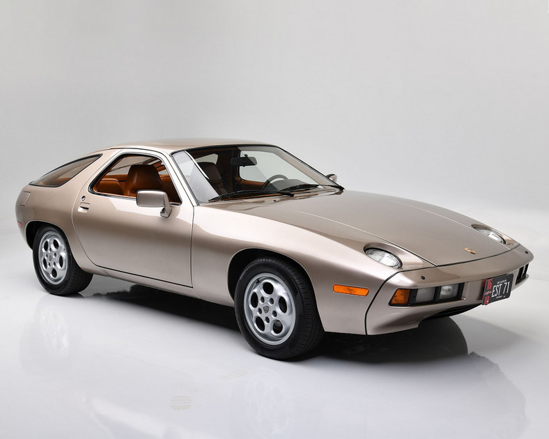 Porsche 928