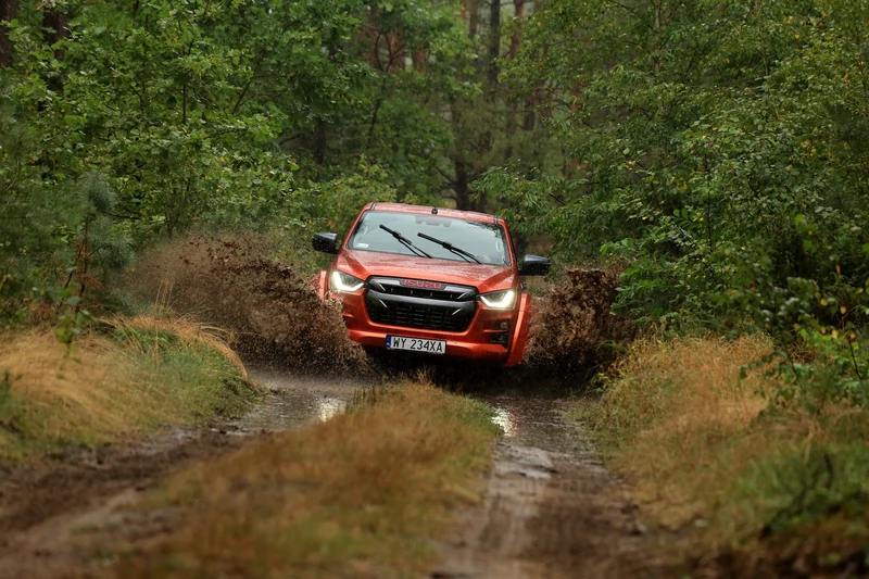 Isuzu D-Max Arctic Truck AT 35 (2022 r., 3. generacja)