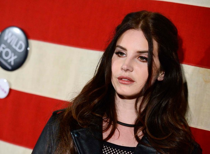 Lana Del Rej sa podznakom u škorpiji