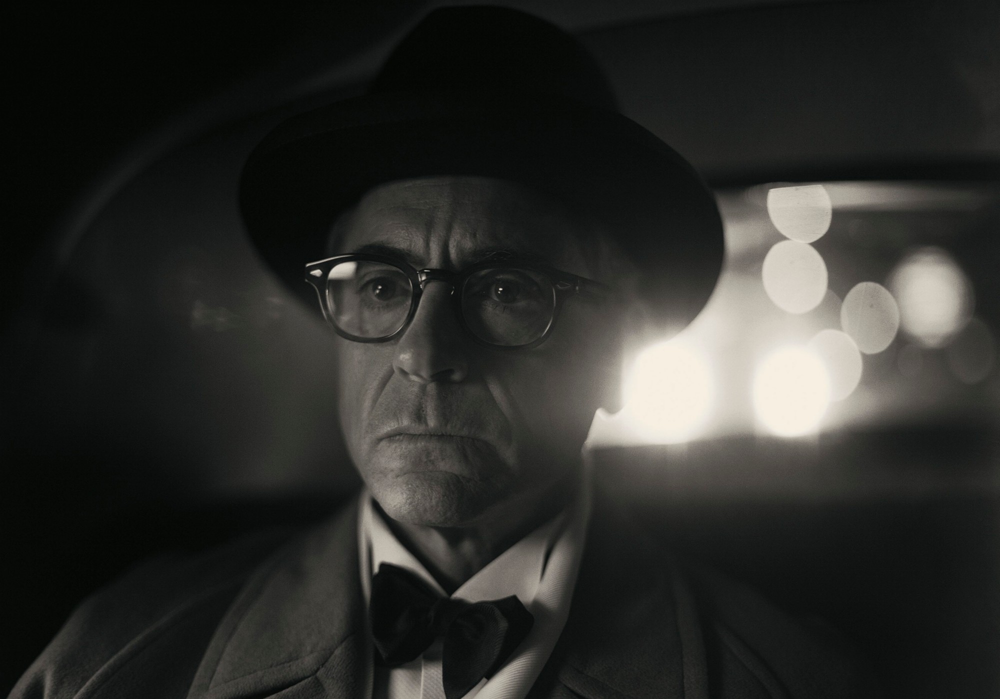 Americký herec Robert Downey Jr. vo filme Oppenheimer.