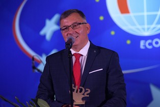 Borys o rezygnacji prezesa PKO BP:  Zastał bank (za) murowany, zostawia nowoczesny