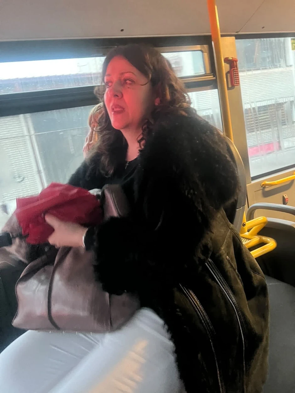 Žena koja je spasila čoveka koji se srušio u autobusu na liniji broj 52